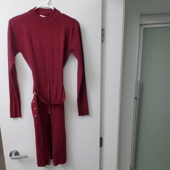 Burgundy dress - Picture 2 of 2